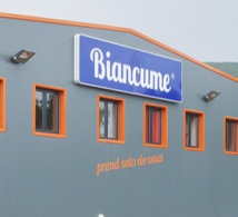 A fianc' à elli : Biancume, Nave Va, Corsica Duty Free